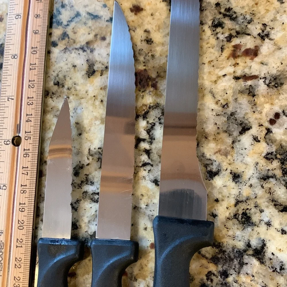 Kitchen knives